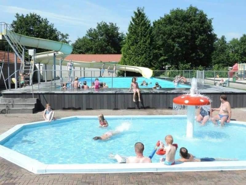 Stacaravan Huren In Het Hart Van Bosrijk Drenthe Op Recreatiepark De Tien Heugten Schoonloo Eksteriør bilde